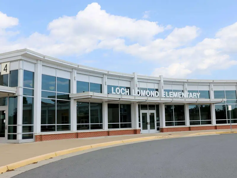 Loch Lomand Elementary School building entrance